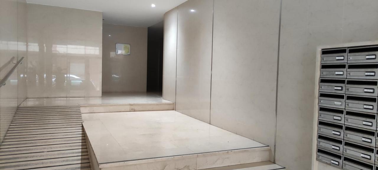 Cozy Studio Apartment Near The Beach ตอร์เรเวียคา ภายนอก รูปภาพ